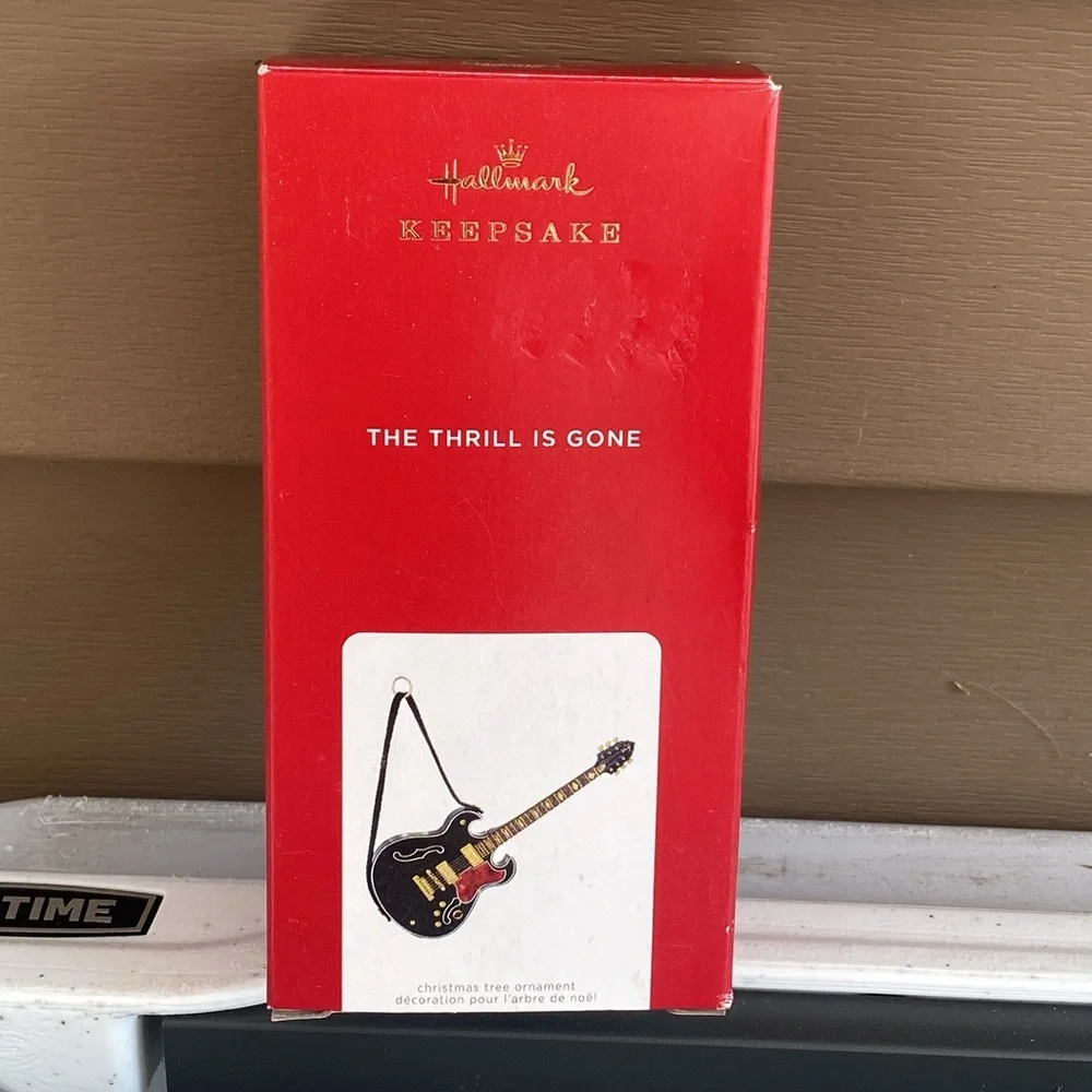 NIB 2021 Hallmark Keepsake The Thrill Is Gone Guitar Ornament